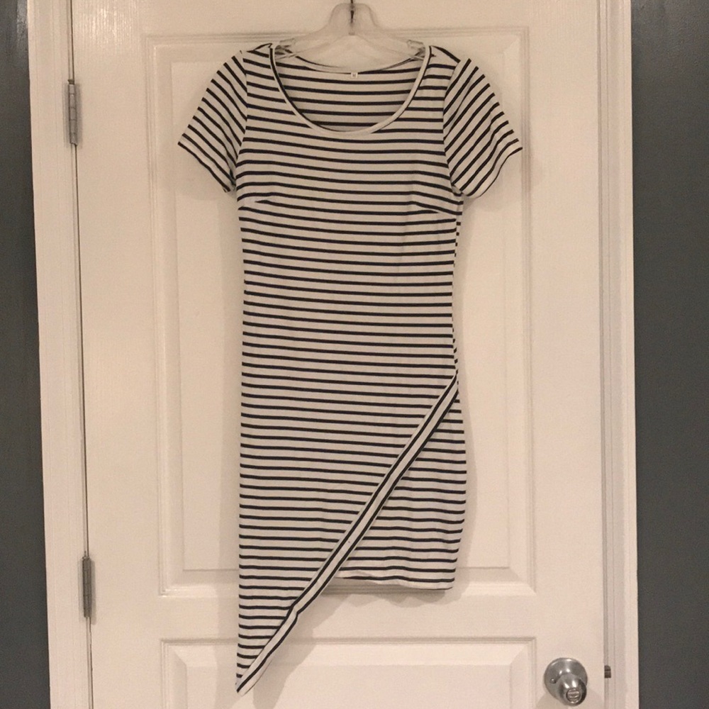 Super fitted asymmetrical dress